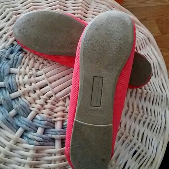 Shoes - Picture 4 of 5